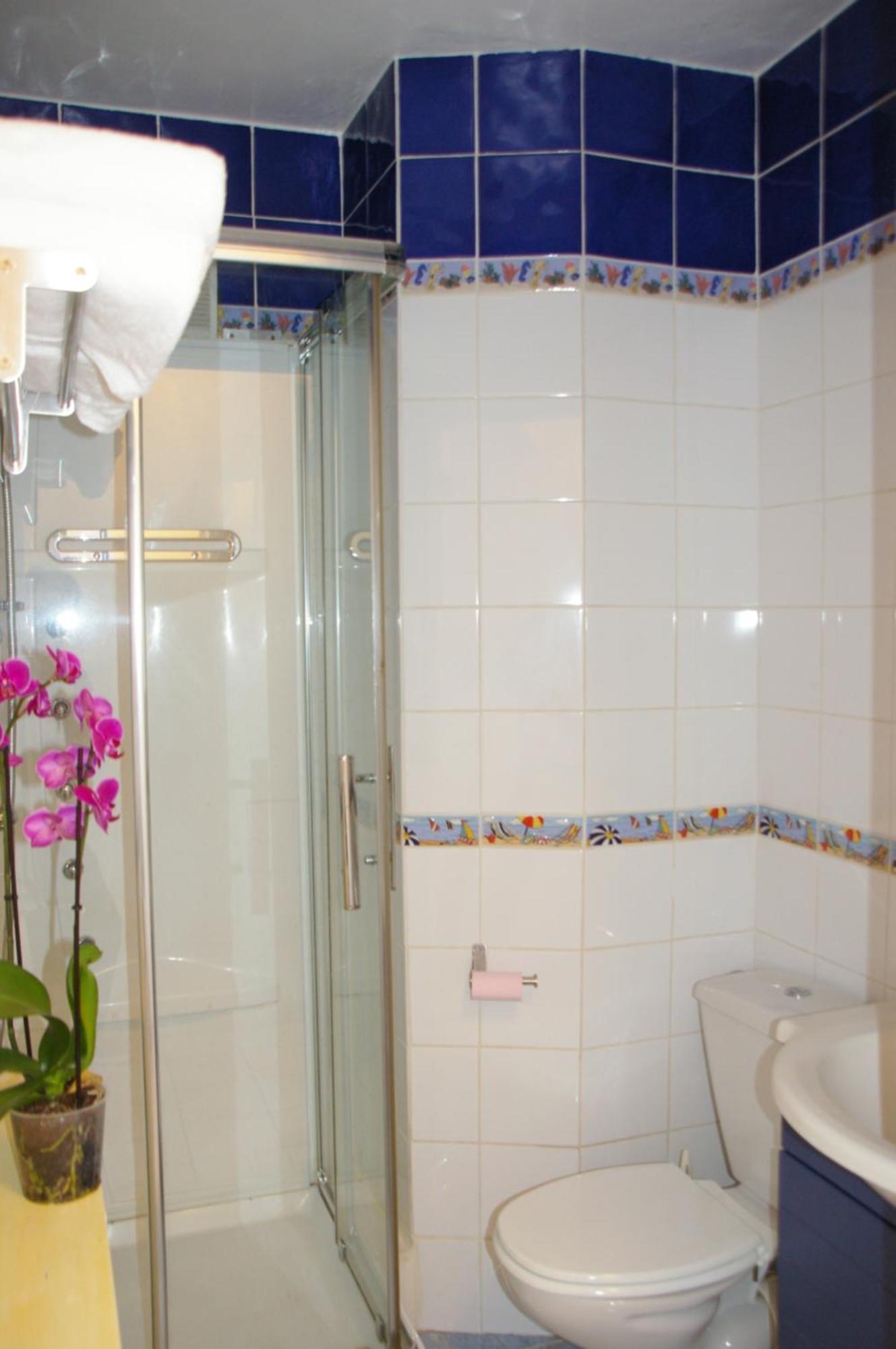Studiolaprom, Sur La Promenade Des Appartamento
